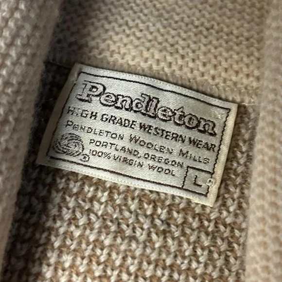 Vintage 1970s Pendleton Creme Western Wear Cardigan Sweater - Picture 7 of 8